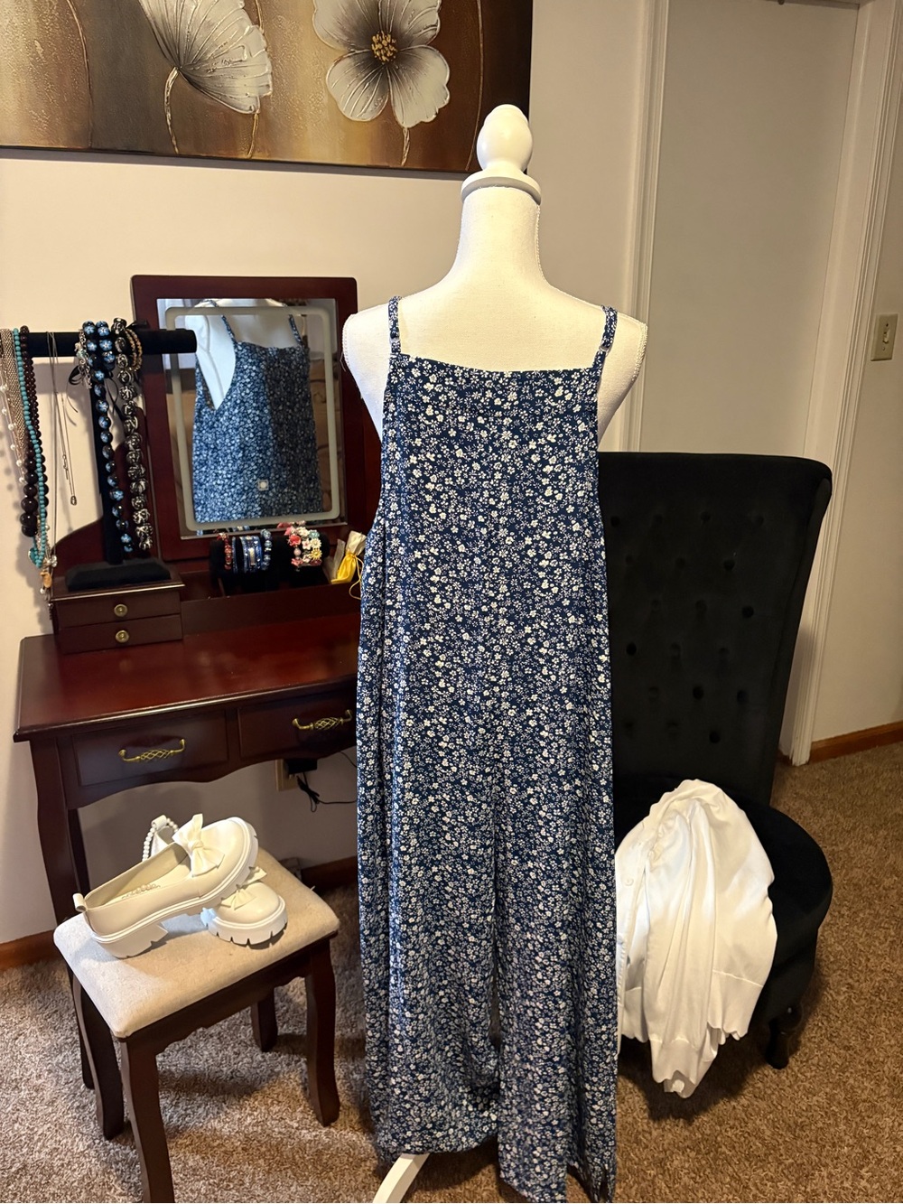 (NWT) Navy Blue & White Floral jumpsuit, adjustable straps & pockets.📦Ready2Ship - Picture 3 of 6